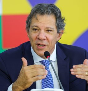 Haddad deverá discutir temas que estão na pauta econômica de Brasil e países árabes, como transição energética