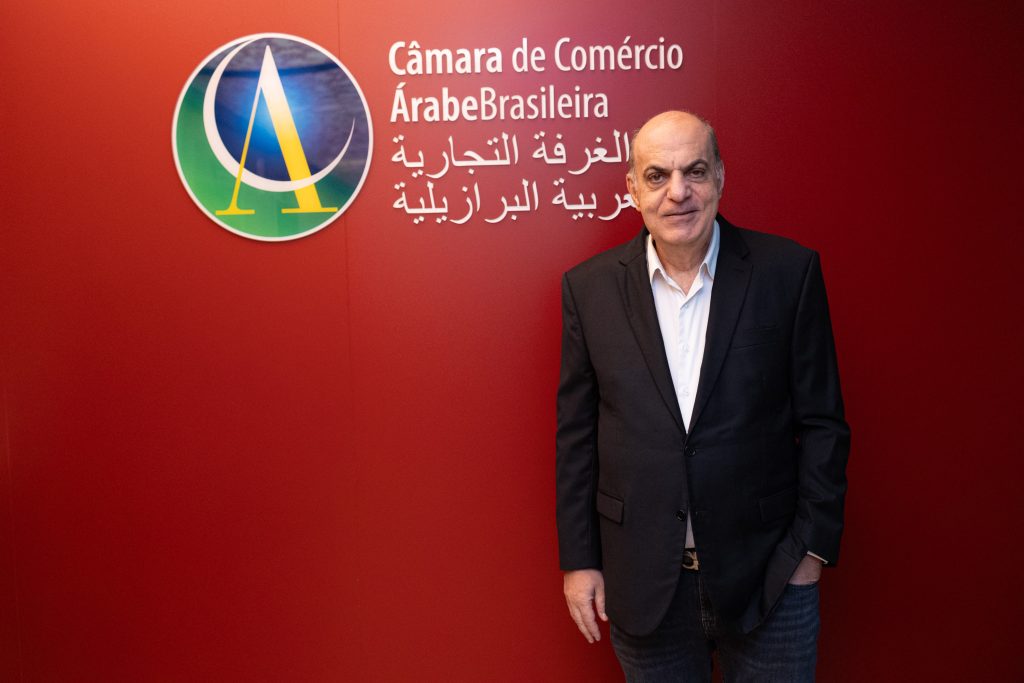 Antonio Henrique Zaher is also involved in other institutions connected to the Arab community.







