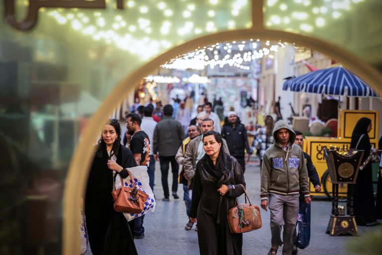 Um dia de Ramadã nas ruas de Manama, a capital do Bahrein