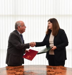 ministra palestina 2