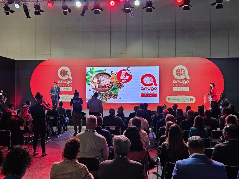 Beni Piatetzky from Koelnmesse Brazil opened the Anuga Select Brazil fair