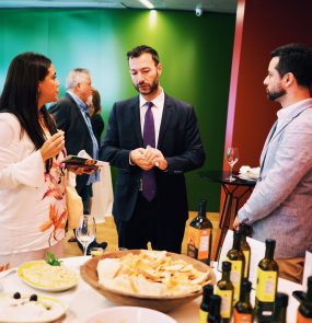 Degustação e contatos de negócios: degustação dos sabores da Tunísia foi realizada na Câmara Árabe