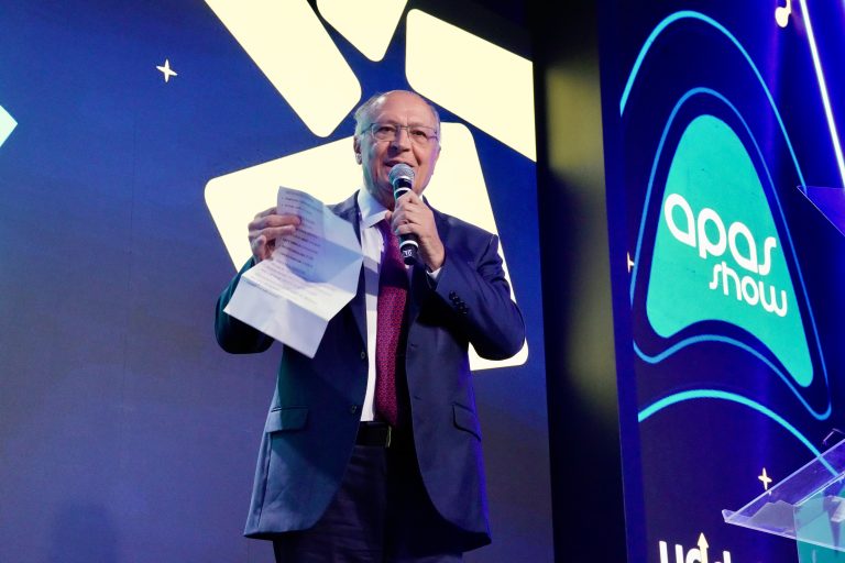 Alckmin attended the opening of the APAS Show 2025 supermarket fair
