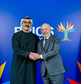 Lula se reúne com príncipe de Abu Dhabi