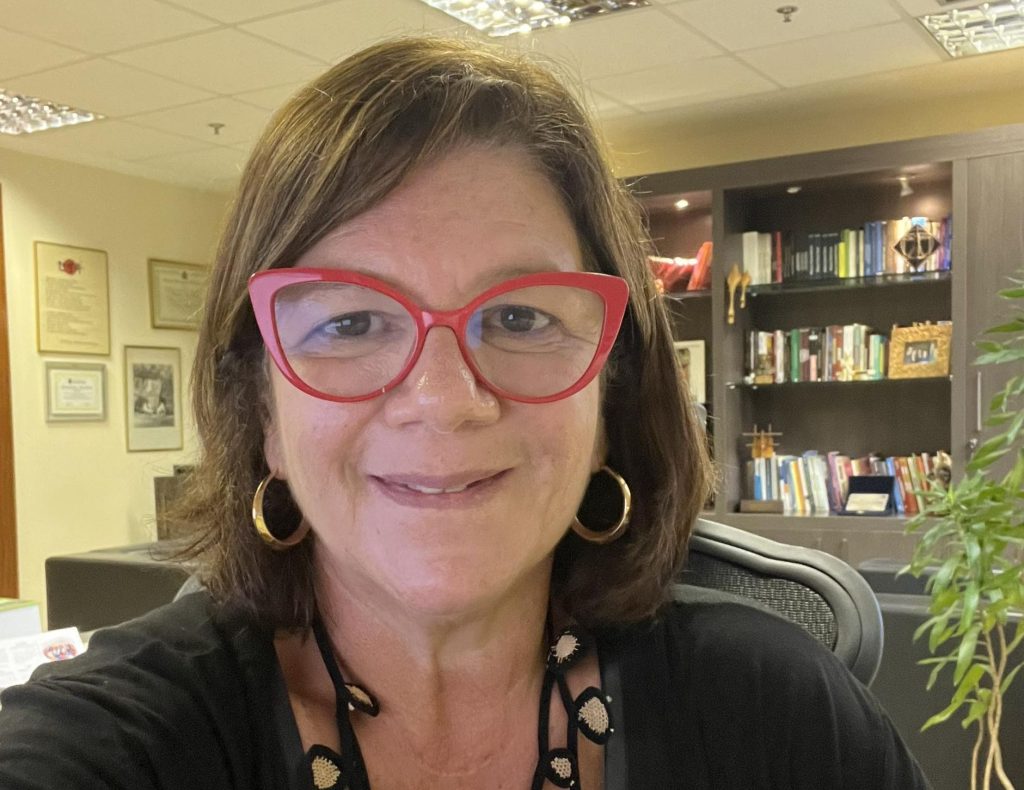 Andréa: aprendizado com a escuta e as narrações da avó Elvira