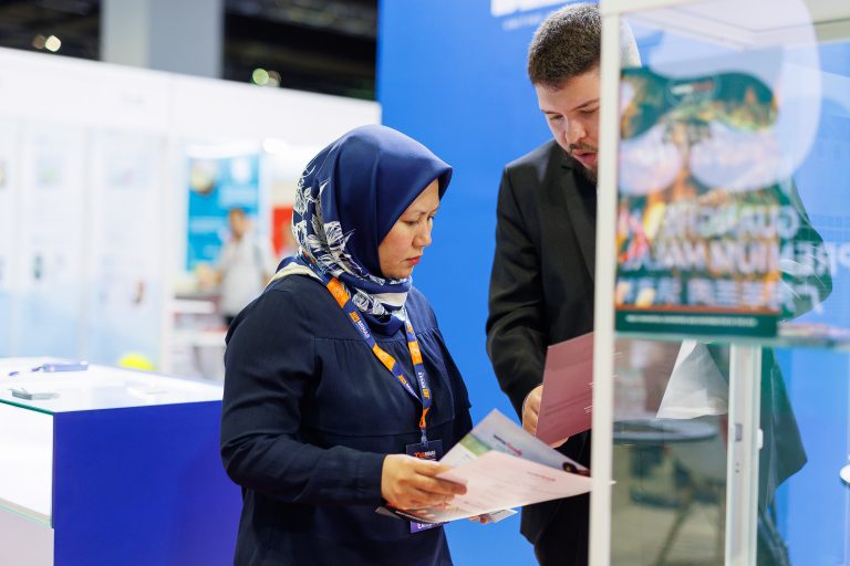 Brazil to join Malaysia’s halal fair MIHAS Brazilian (R) assists a visitor at MIHAS 2024 edition