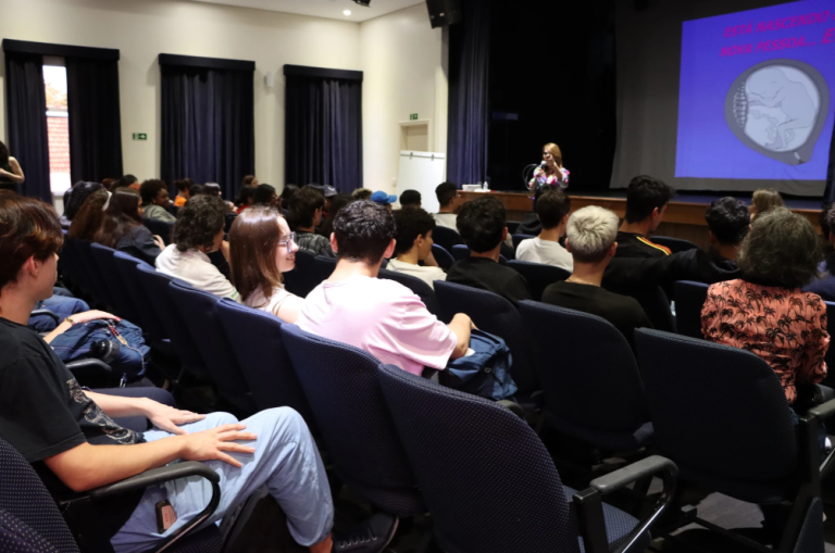 مشاركة الجيل الشاب في فعالية من تنظيم البيت السوري للطفولة: اجتماع بين الخبراء يقيم اتجاهات دعم الشباب والأطفال