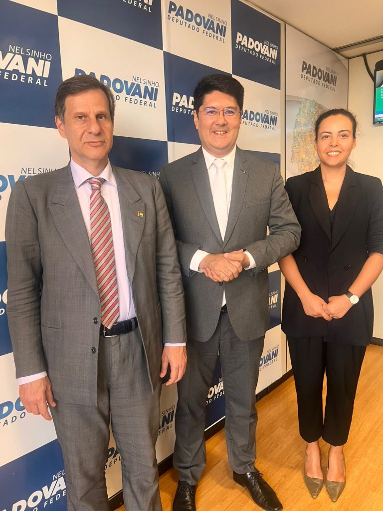 Mourad, Iwano and Baltazar: halal market in discussion