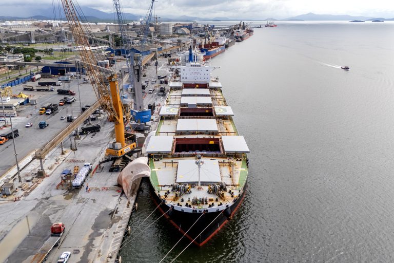 ميناء باراناغوا: صاحب الحصة الأكبر في استقبال الأسمدة الواردة إلى البرازيل