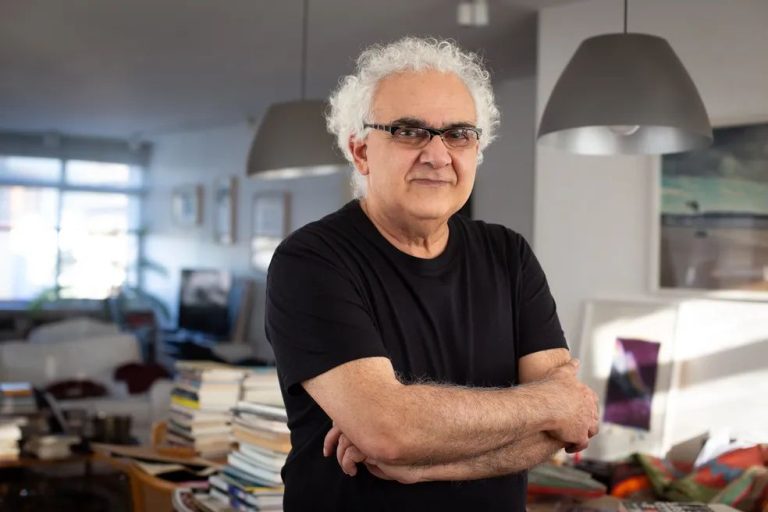Hatoum elected to Brazilian Academy of Letters Arab world is featured in Hatoum’s books Two Brothers and Tale of a Certain Orient