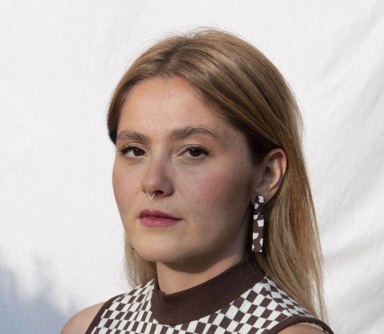 Hirano: Studies on Orientalism and diaspora following experiences in countries such as Egypt, India, and Italy