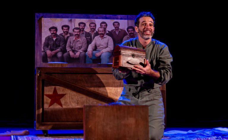 Além de ator, Mouhamed Harfouch é idealizador, produtor e autor do espetáculo