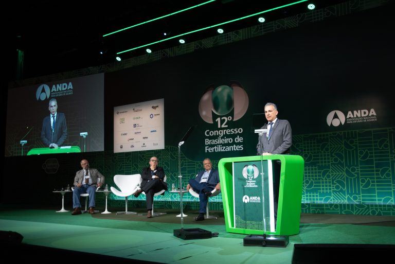 Guilherme Campos Jr., from Brazil’s Agriculture Ministry: Farmers are more cautious in seeking financing