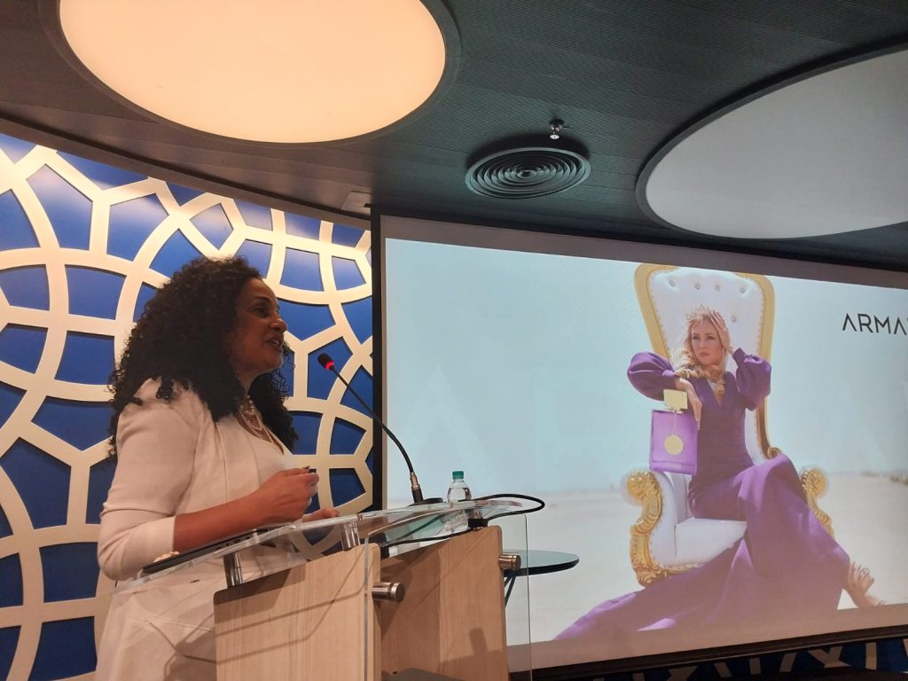 Samaritana Moraes descreveu os perfumes em apresentação para a imprensa