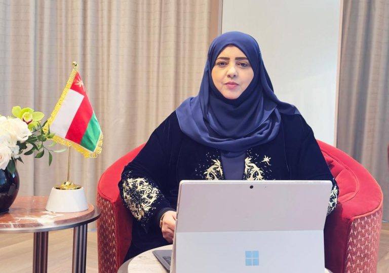 شاركت وزيرة التنمية الاجتماعية العُمانية ليلى أحمد النجار في الاجتماع الافتراضي لمنظمة الامم المتحدة للطفولة الـ Unicef