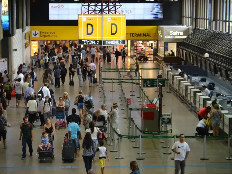 Agreement paves way for Brazil-Saudi direct flight Passengers at São Paulo’s Guarulhos Airport: Brazil may open new route with an Arab country, in addition to the UAE, Qatar, and Morocco