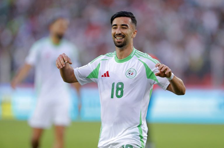 Mohamed Amoura fez dois gols na vitória contra a Somália: está garantida mais uma participação da Argélia em Copas do Mundo