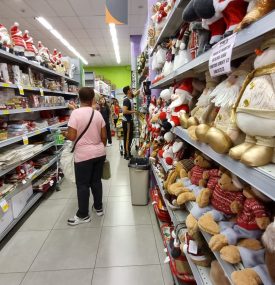 Consumers Looking For Christmas Products