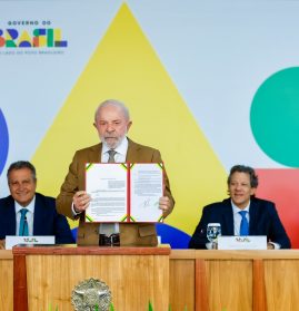 Lula, no Palácio do Planalto: subvenção ao diesel é forma de evitar aumento da inflação de produtos básicos