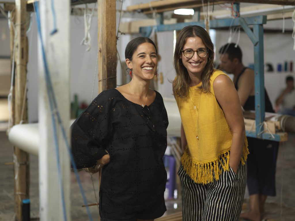 مؤسستي شركة فوطة وهريسة: لمياء حتيرة (على اليسار) وعليا محمود (على اليمين) لهما أصول تونسية وأمريكية
