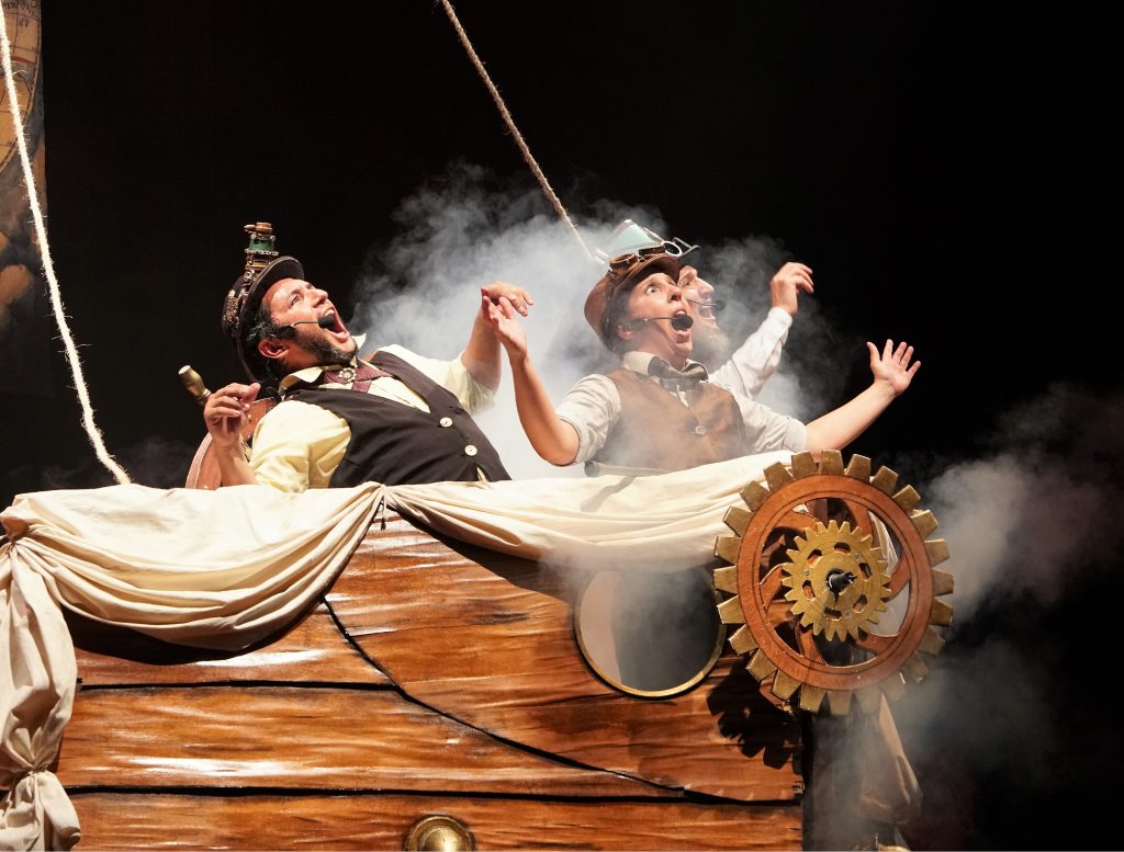 Atores estudaram francês para peça no Marrocos