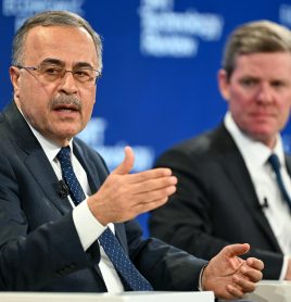Amin Hassan Nasser (à esq.): operações resilientes e oleoduto ajudaram a obter resultado financeiro positivo