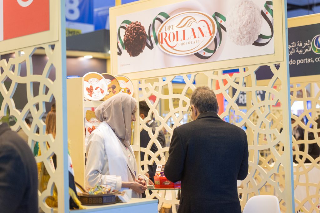 Trade fair visitors sample Syrian chocolates