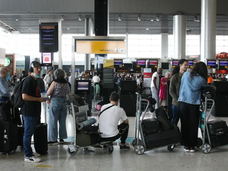 Movimentação de passageiros no aeroporto de Guarulhos, em São Paulo: ministério afirma que busca atrair mais visitantes internacionais