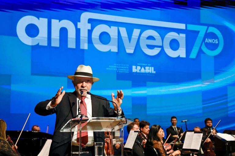 Lula discursou em evento dos 70 anos da Associação Nacional dos Fabricantes de Veículos Automotores