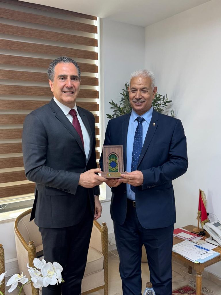 William Adib Dib Jr. (L) with Tunisia’s Minister of Trade and Export Development (R)