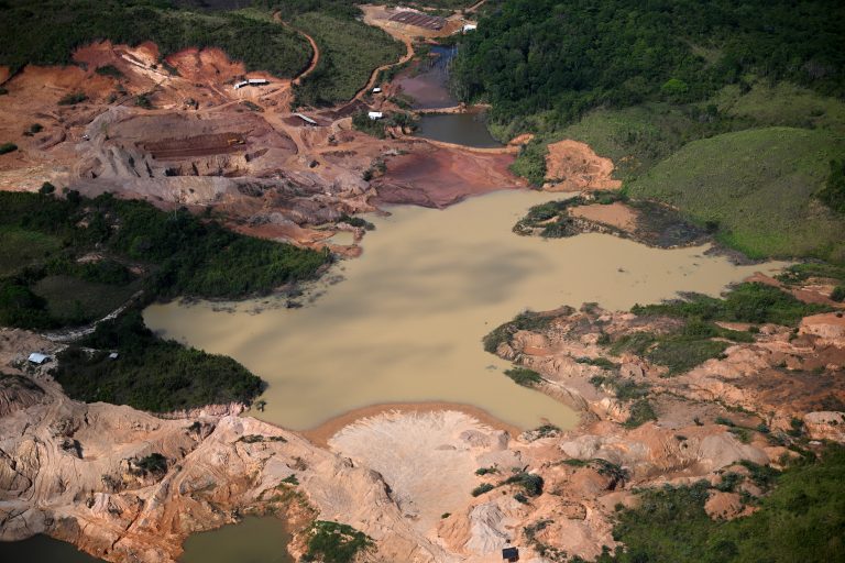 Mineração no Brasil: terras raras oferecem potencial de geração de renda e desenvolvimento, mas risco ambiental precisa ser mitigado