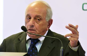 Arab Chamber holds lecture on economics