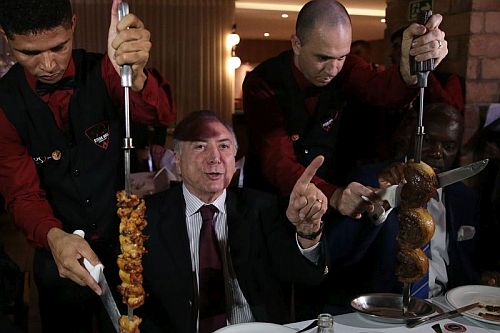 Governo e setor defendem qualidade da carne brasileira