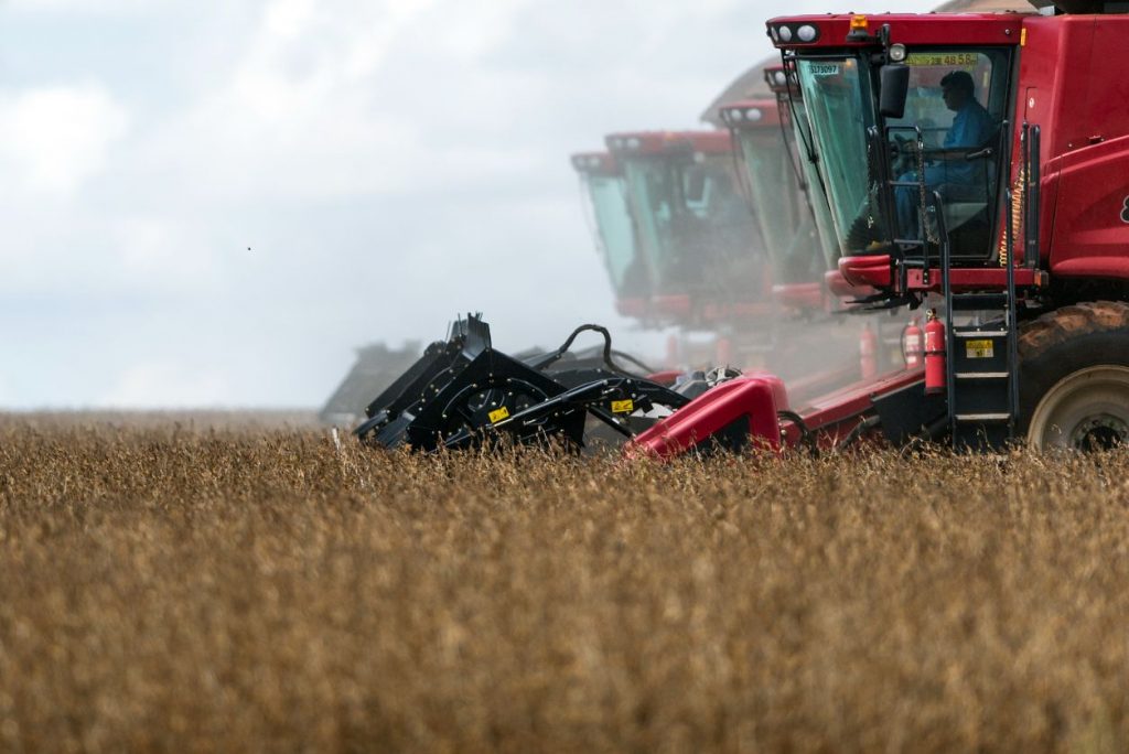 Setembro começa com superávit comercial