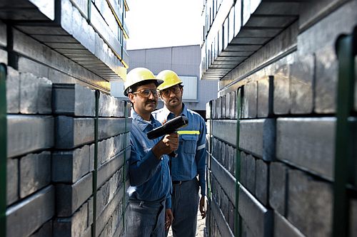 Brasil prorroga isenção para alumínio importado de árabes