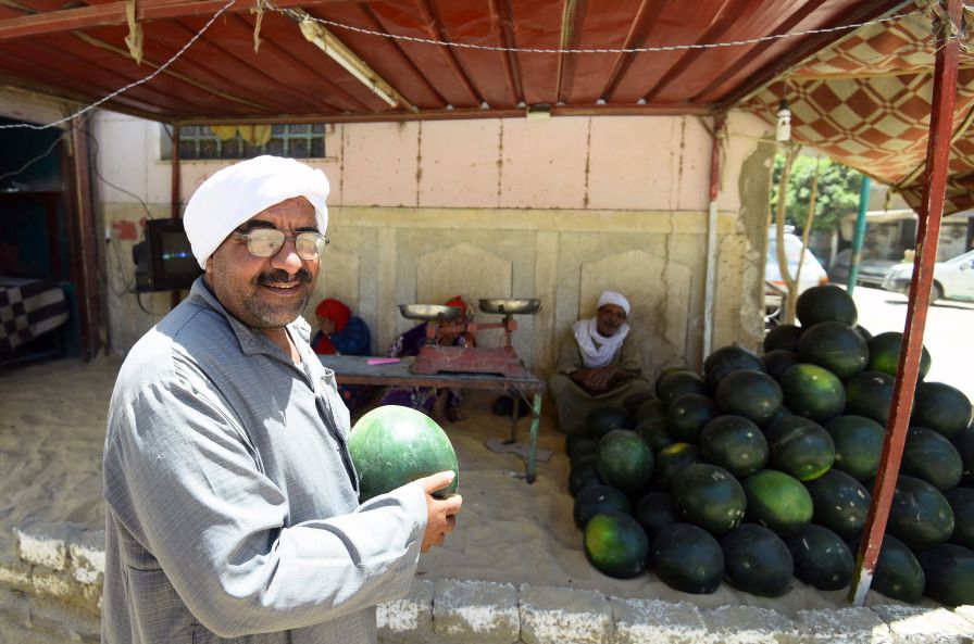 Egito vai destinar US$ 4 bi a mais para gastos sociais