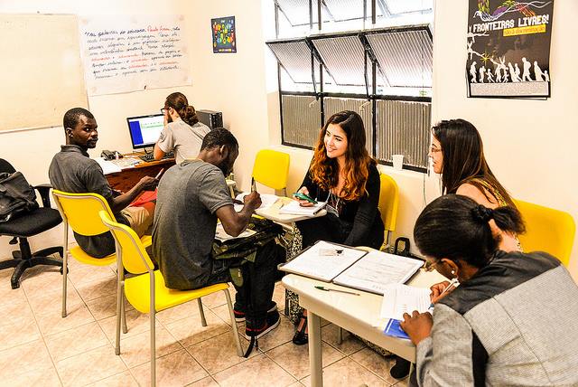 Feirão oferece vagas de trabalho para refugiados