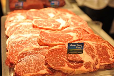 Exportação de carne cresce em volume e cai em receita