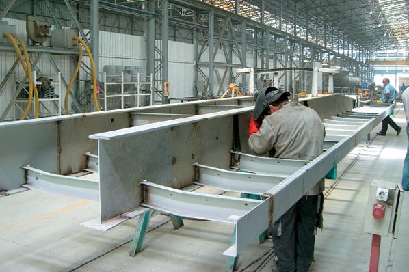 Argélia busca parcerias industriais