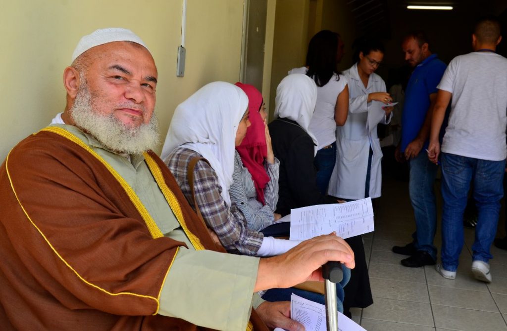 Comitê de Refugiados busca voluntários