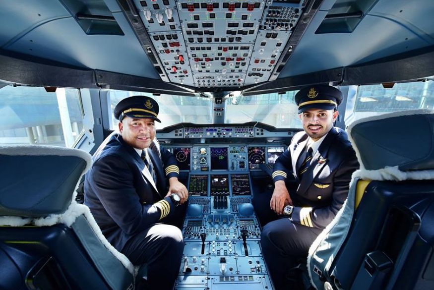 Emirates recruta pilotos no Brasil