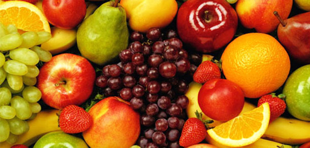 Importadores de frutas vêm para jogos e compras