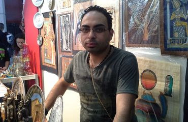 Egyptian artisan participates in fair in São Bernardo