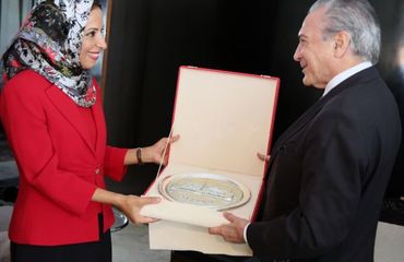 Minister plans on encouraging Arabic studies