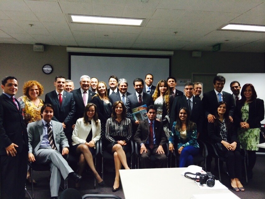 Prefeitos conheceram rotina empresarial de Dubai