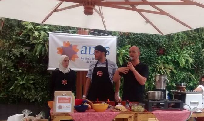 Refugiados promovem festa junina em São Paulo