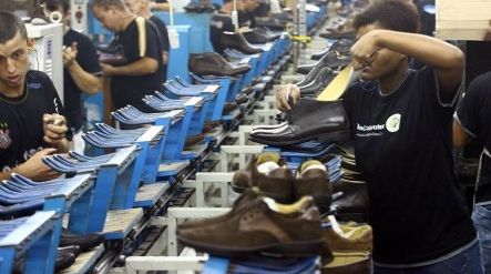 Empresas de calçados receberão clientes dos Emirados