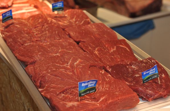 Arábia Saudita deve importar carne neste mês