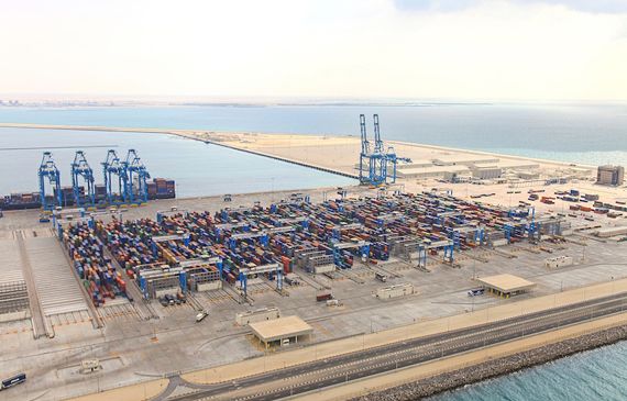 Portos de Abu Dhabi tiveram movimento maior em 2015