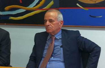 Algerian professor releases book in Brazil